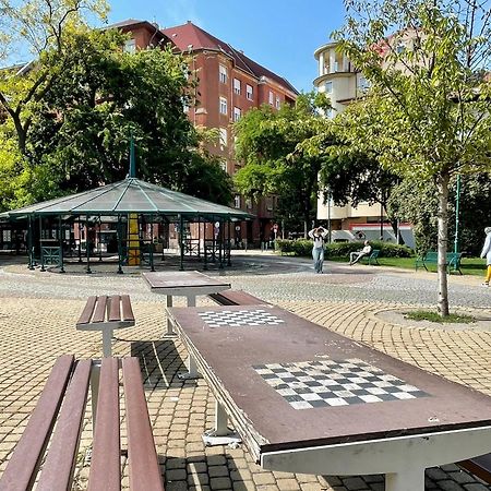 Green City Apartment Budapest - Free Garage, Ac, Balcony, Wi-Fi Eksteriør billede